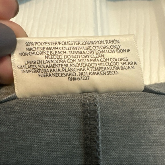 Bobbie Brooks Gray Short Sleeve Top - Picture 6 of 6